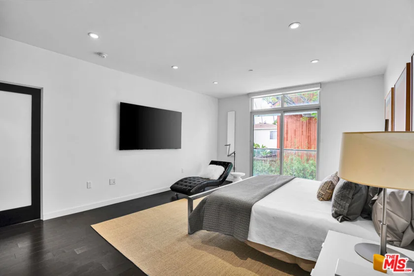 125 Pacific Street #8 photo 14