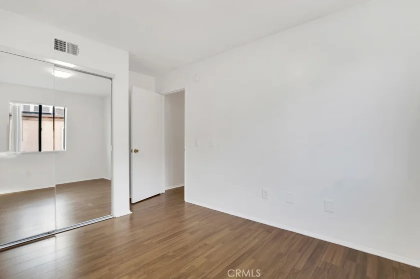 7240 Shirley #102 photo 15