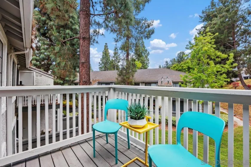 15048 Avenida Venusto #260 photo 1