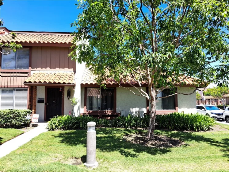 4969 Avila Way photo 1