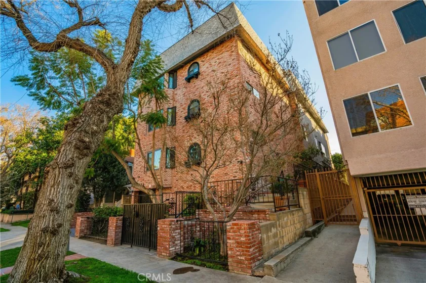 14524 Benefit Street #100 photo 1