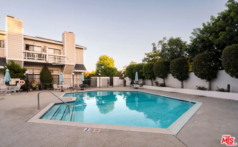 4658 Don Lorenzo Drive #E photo 19