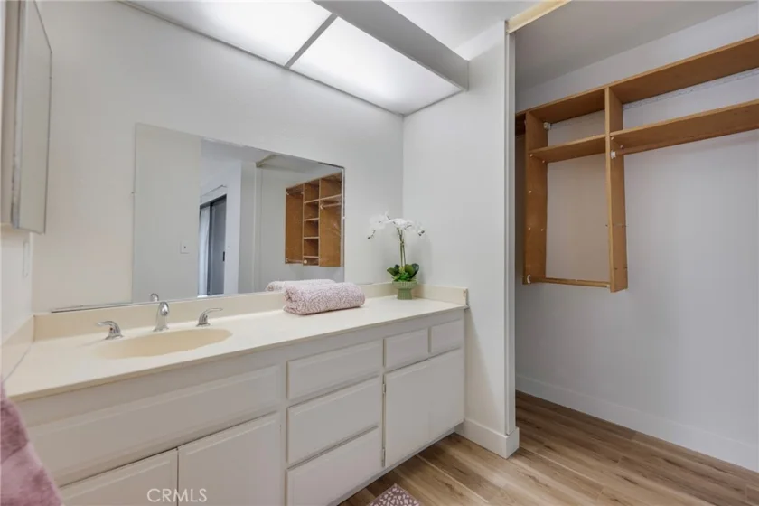 1365 S Walnut St #5220 photo 47