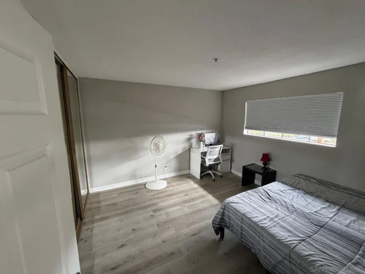 4041 Oakcrest Drive #307 photo 3