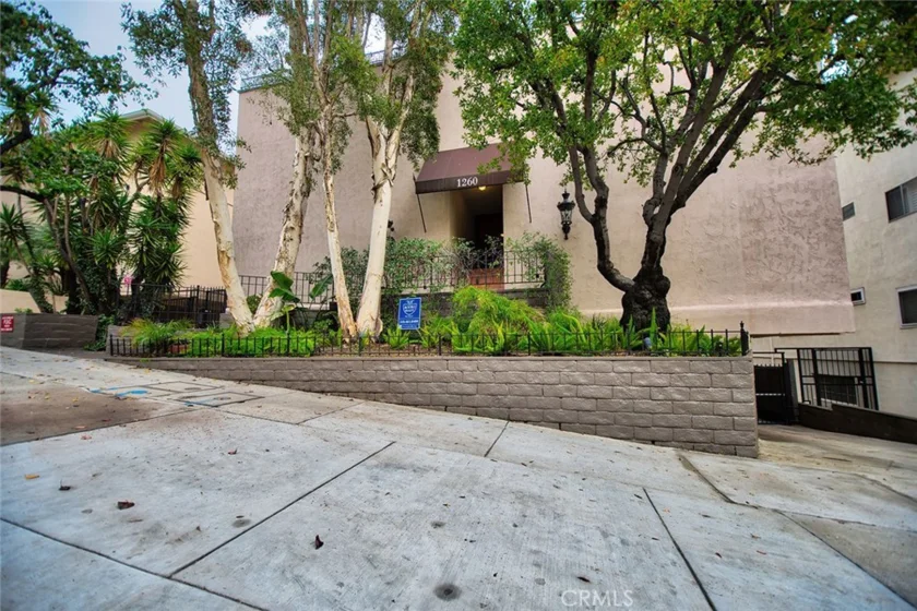 1260 N Kings Road #11 photo 1