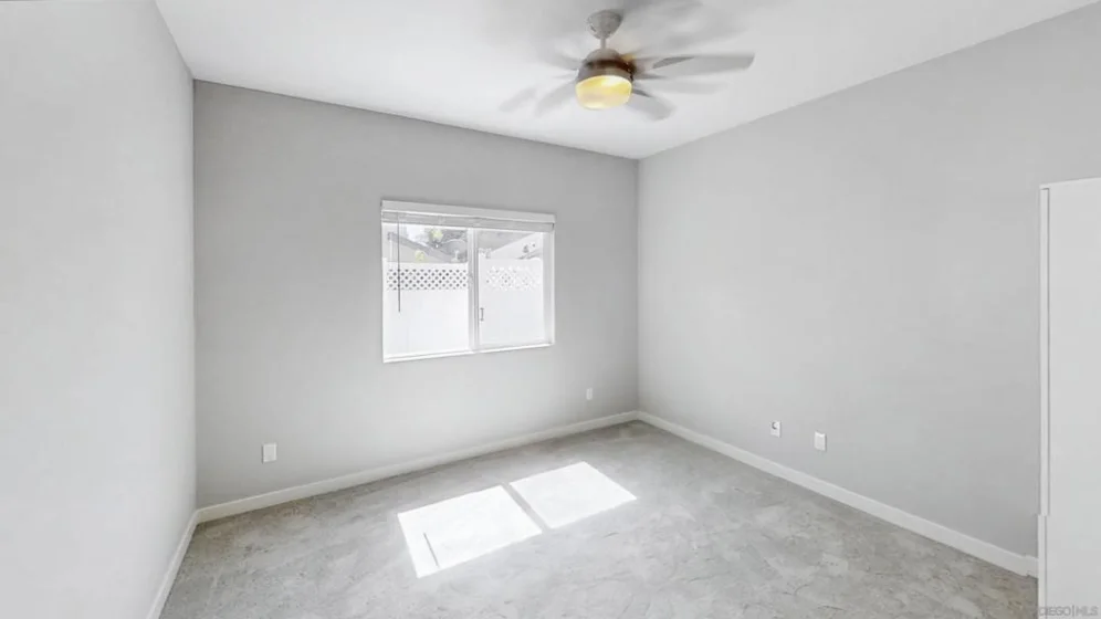 2114 Felspar photo 18