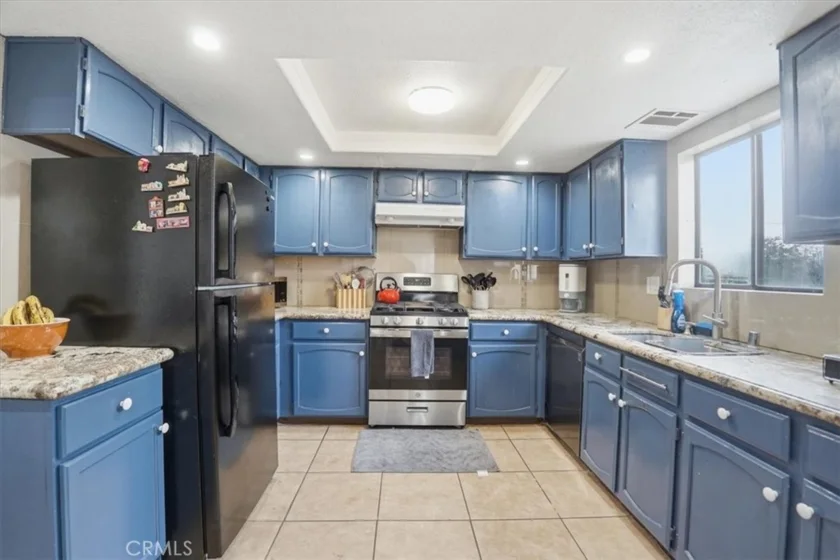 14325 Foothill #9 photo 12