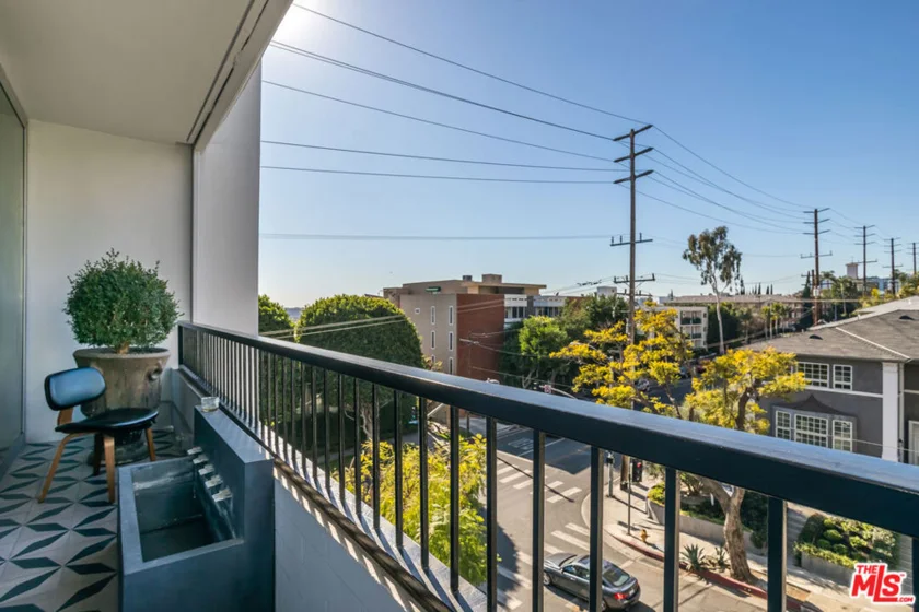 1100 Alta Loma Road #608 photo 16