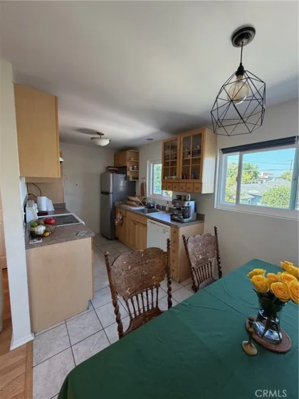 725 Coronado #206 photo 2