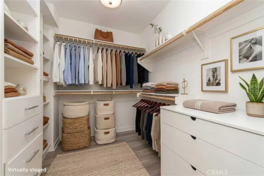 192 Finch photo 36