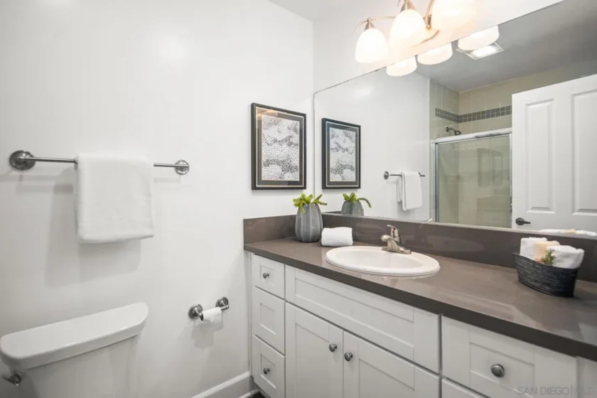 8581 Villa La Jolla Drive #N photo 7