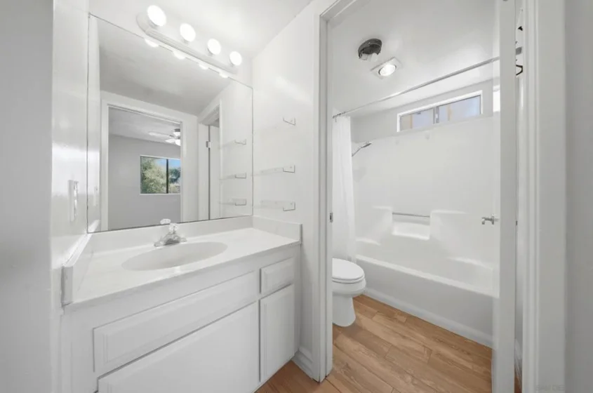1257 E Grand Avenue ##D photo 27