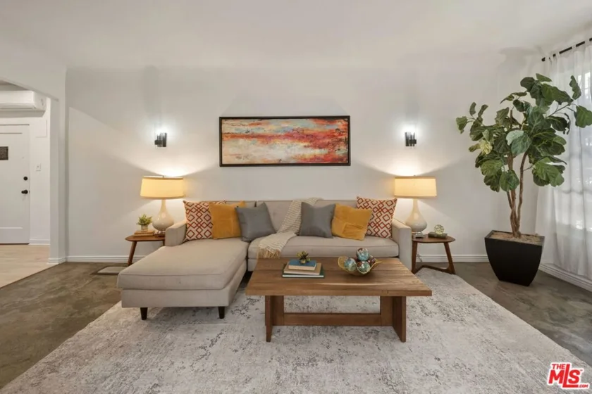 1345 N Hayworth Avenue #2 photo 6