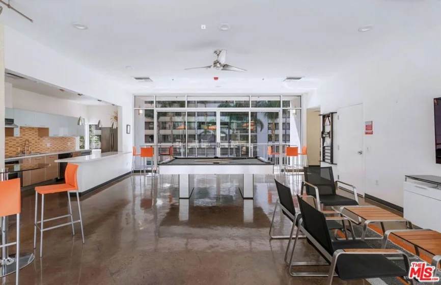 645 W 9th Street #740 photo 29