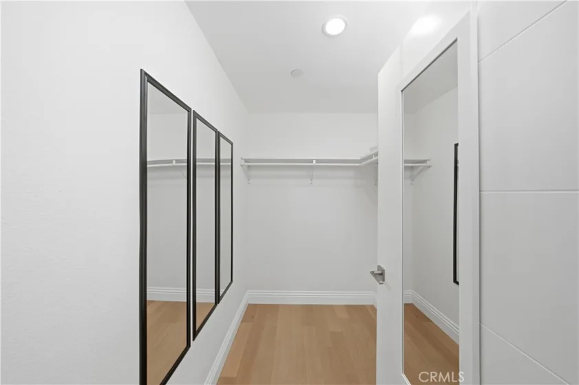 2939 Leeward Avenue #311 photo 24