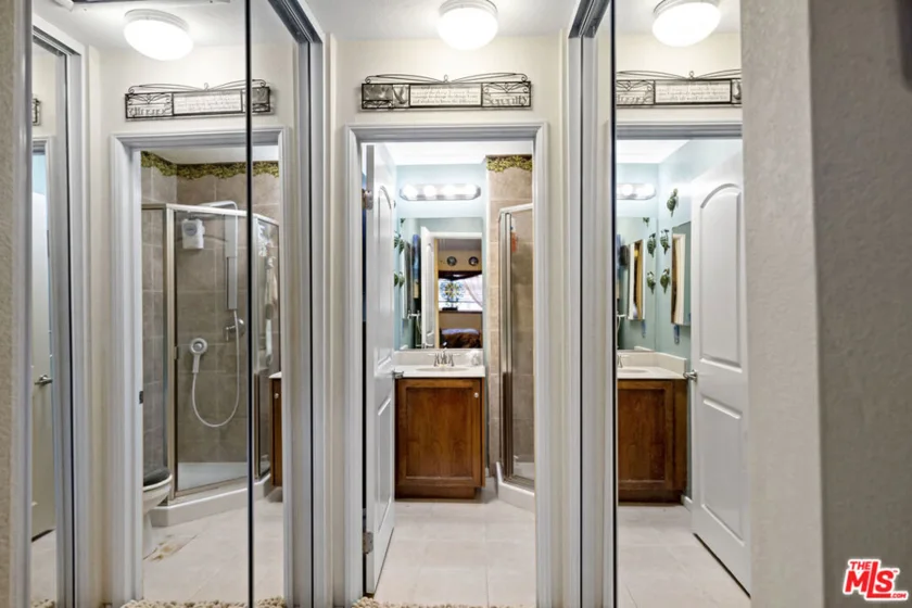 1100 Walnut Avenue #6 photo 5