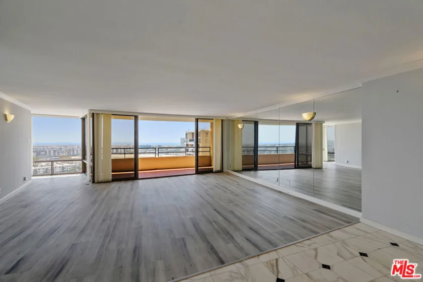 4314 Marina City Drive #1118 photo 19