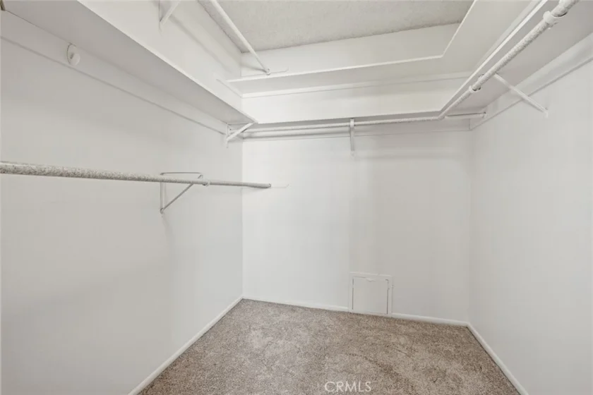 4520 Natick Avenue photo 9