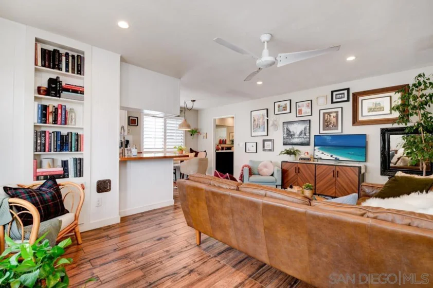 4521 Hawley #8 photo 1