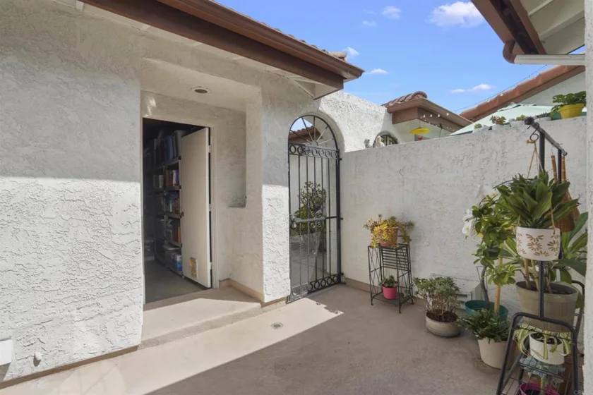 1502 Apache Drive #E photo 4