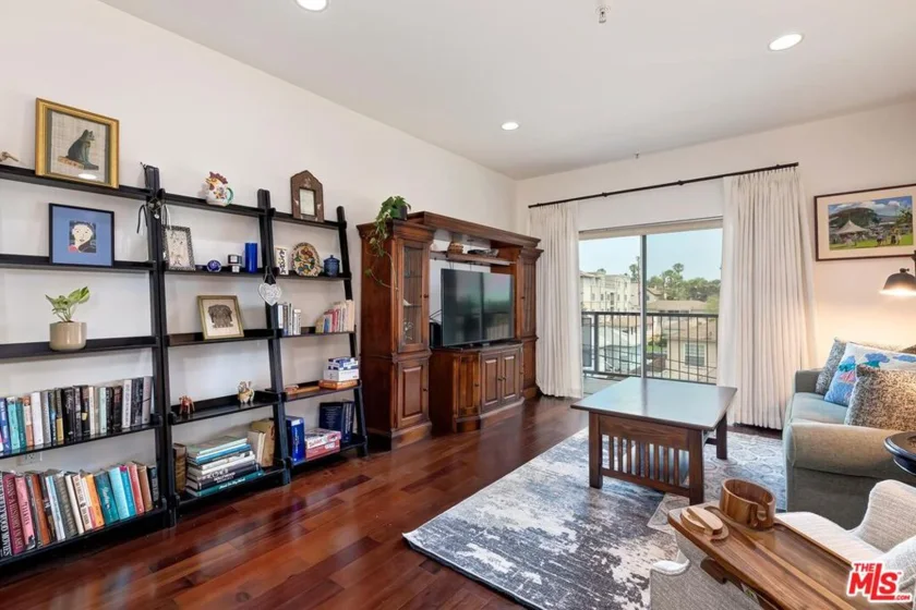 7100 Alvern Street #412 photo 3