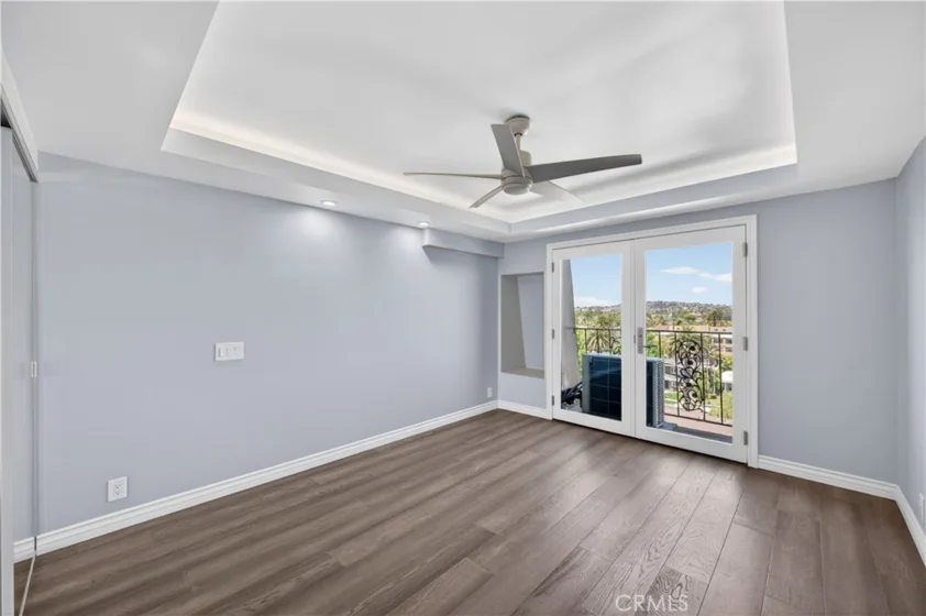 2601 E Ocean #807 photo 16