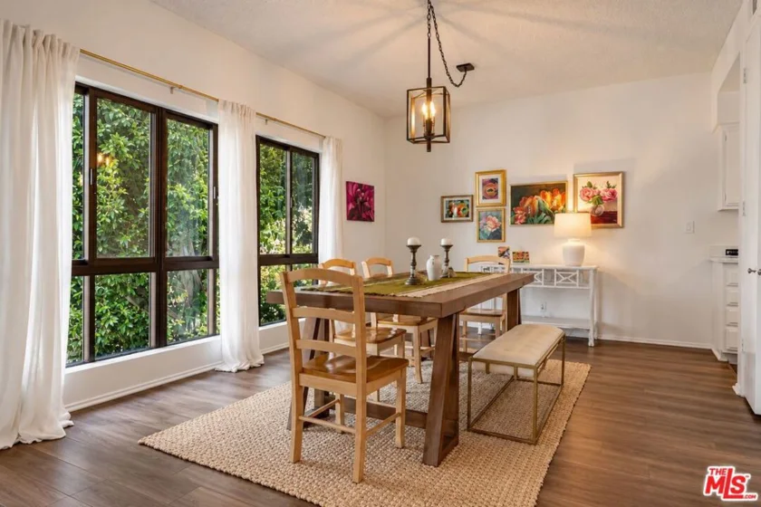 637 Wilcox Avenue #1E photo 3