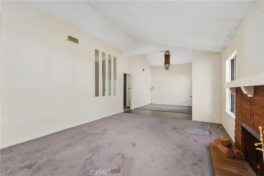 6631 Wintertree Drive photo 10