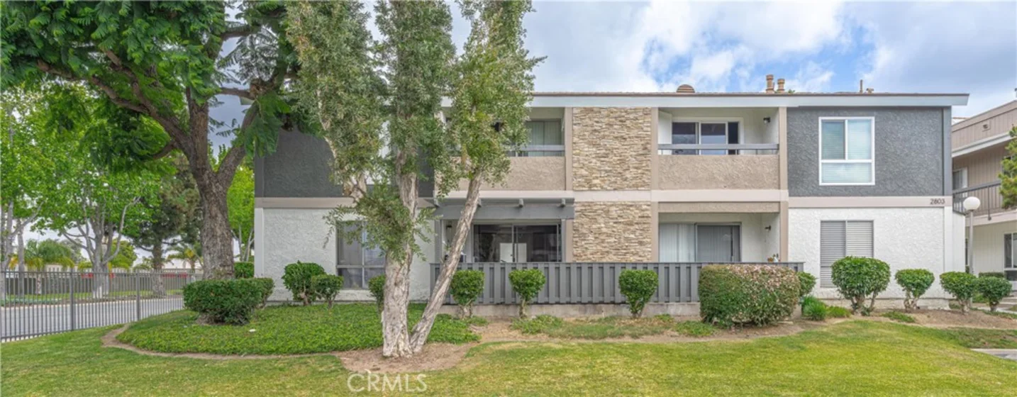 2803 S Fairview #C photo 3