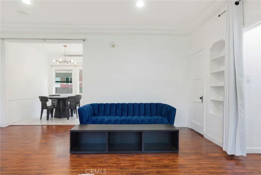 5084 Lemon Grove photo 3