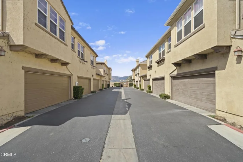 1800 E Lakeshore Drive #1306 photo 33