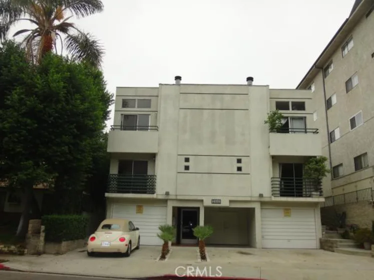 14926 Moorpark Street #101 photo 1