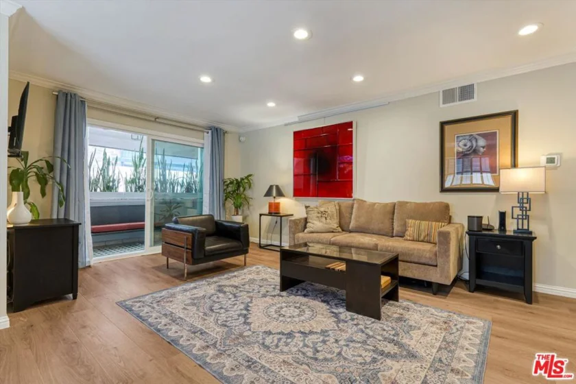 1734 N Fuller Avenue #307 photo 20