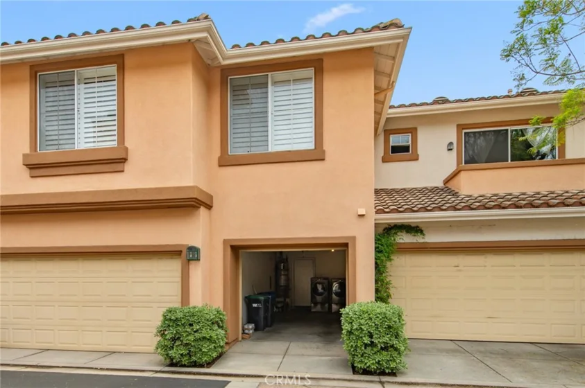 2605 Ladrillo Aisle photo 14