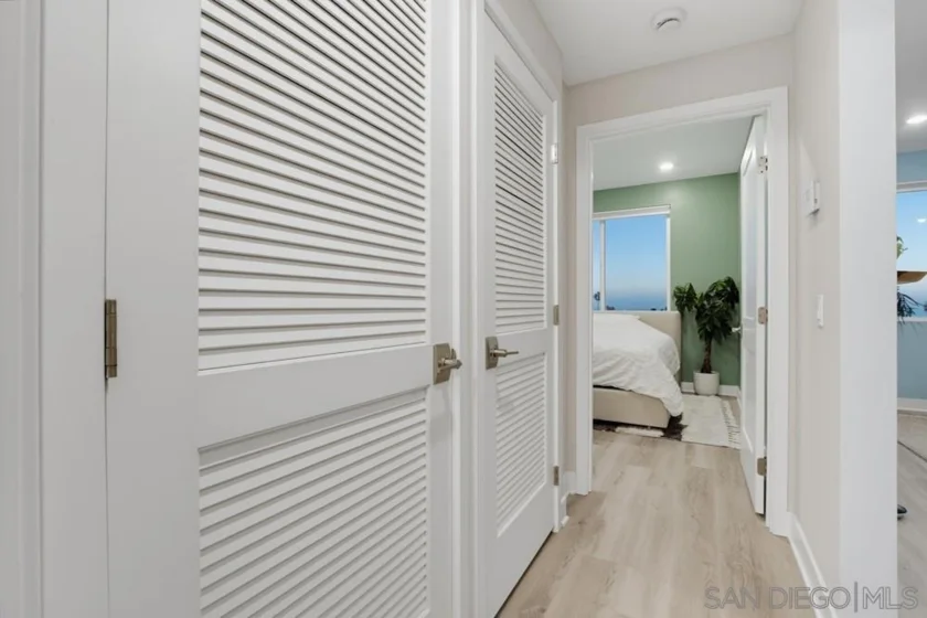1021 S Cleveland Street #313 photo 29