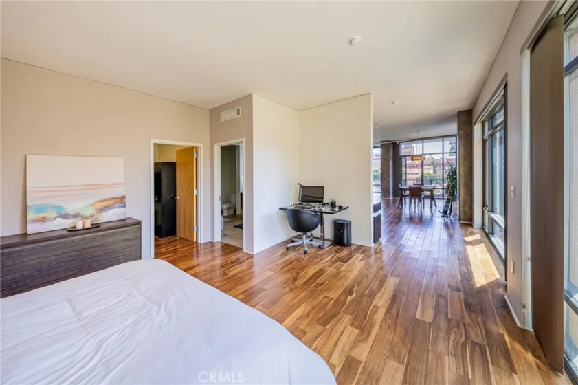 1111 S Grand Avenue #518 photo 44