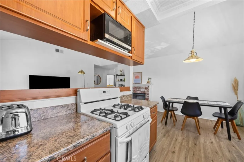 7841 Essex Drive #202 photo 15