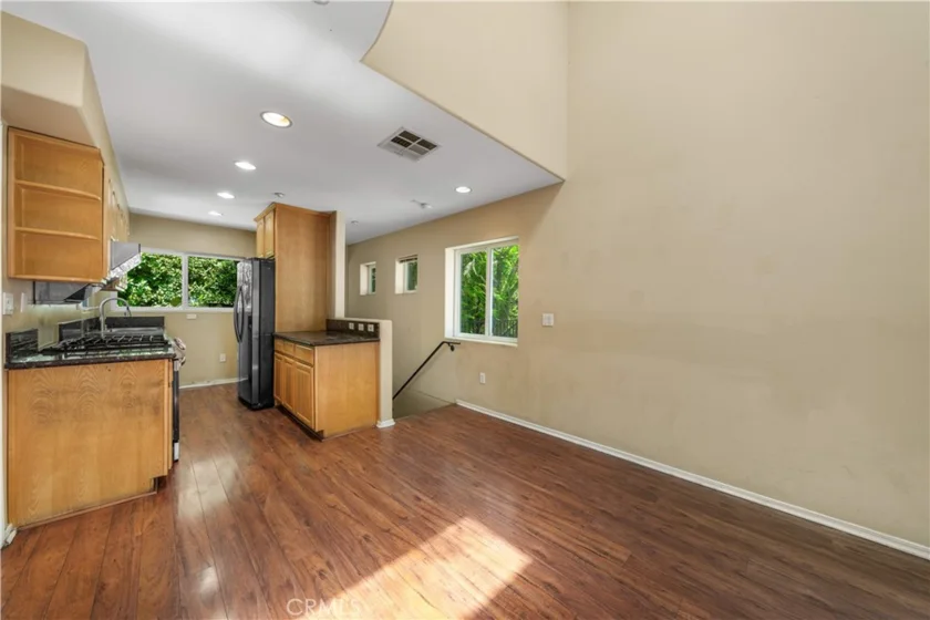1008 S Marengo Avenue #D photo 44