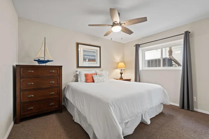 1177 Pacific Beach Drive ##A photo 36