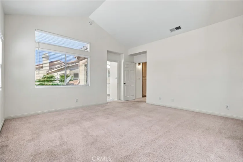 Unit C Reseda Boulevard photo 22