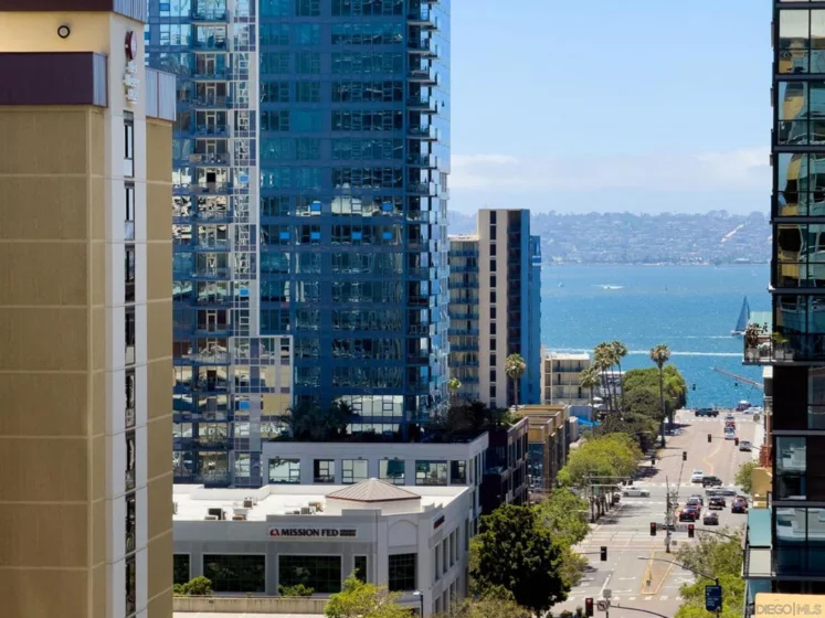 350 W Ash Street #809 photo 13
