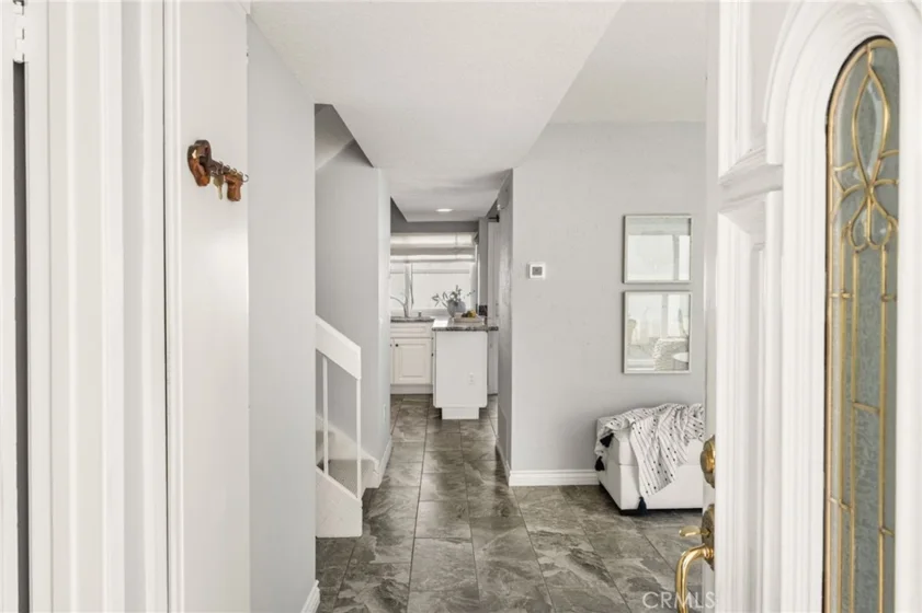 6931 Danvers Drive photo 4