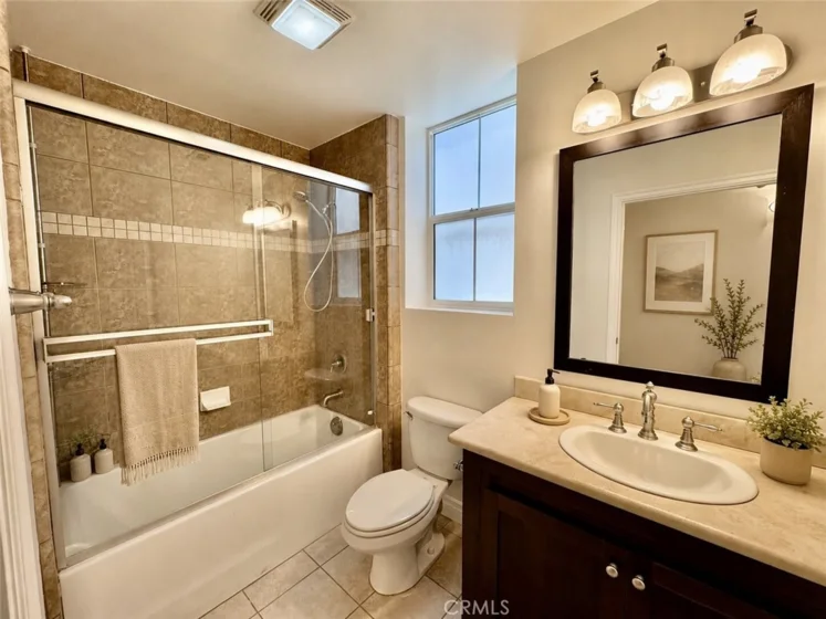 13200 Moorpark #203 photo 27