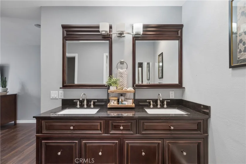38321 Oaktree photo 7