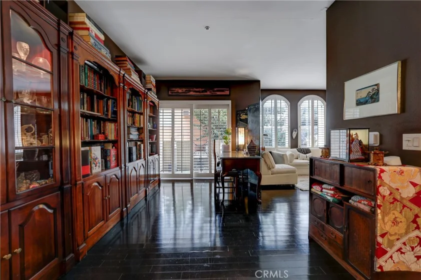 12060 Hoffman #107 photo 3