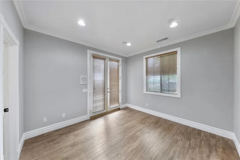 33352 Barrington photo 9