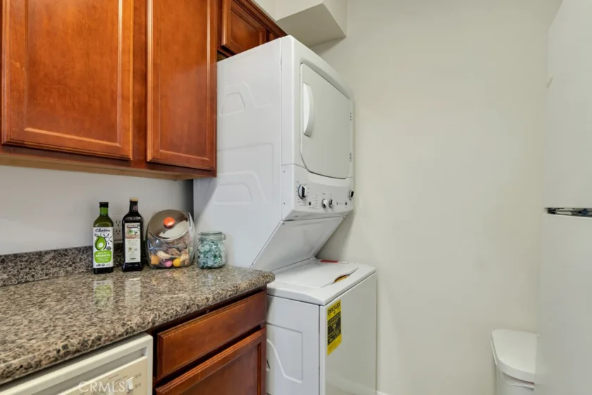 1620 N San Fernando #52 photo 15