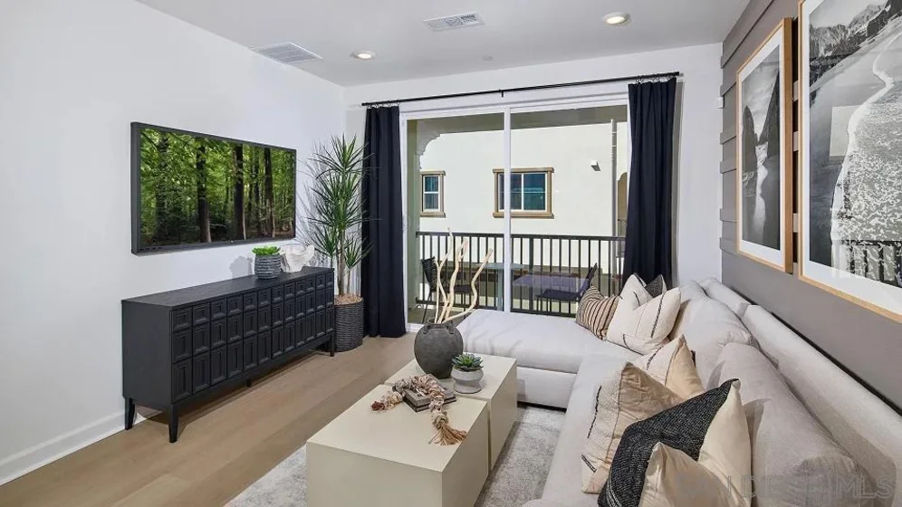 3307 Faye Drive photo 5