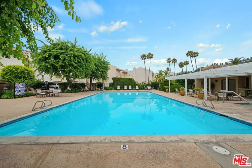 23908 De Ville Way #A photo 36