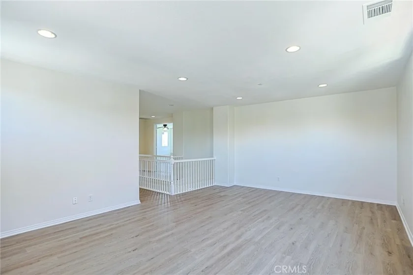 40322 Ariel Hope photo 45